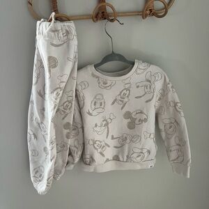 Disney Mickey Toddler Boys 3T Jogger Set